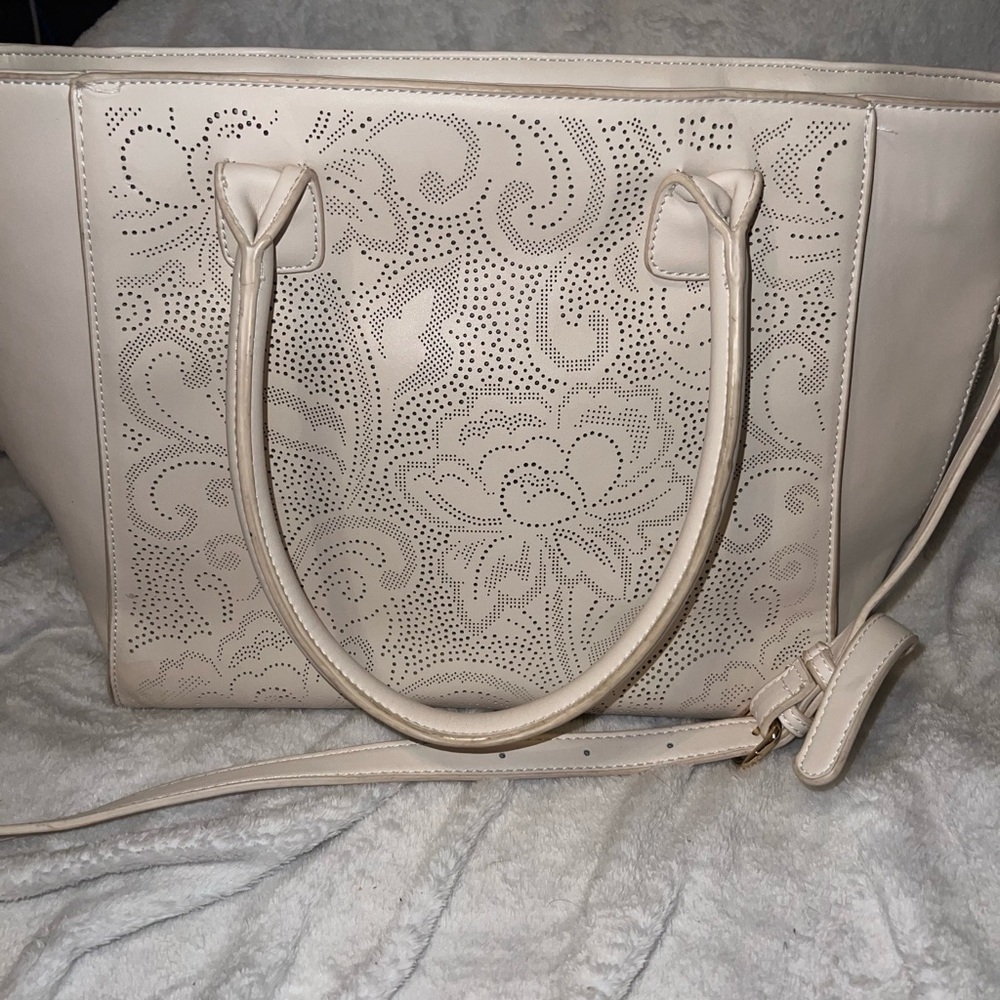 Urban expressions shoulder bag